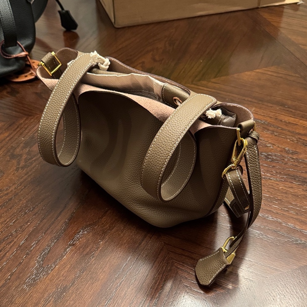 No brand mini. Bucket size small